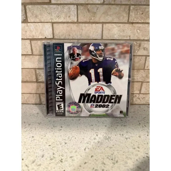 Madden NFL 2002 PlayStation - Picture 1 of 3